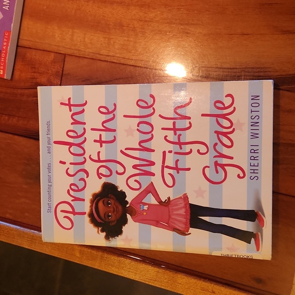 Bundle o sevenf middle school soft cover books - Picture 4 of 8